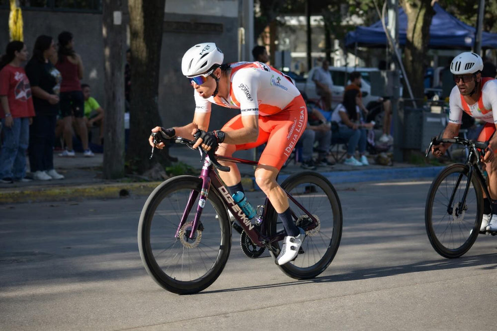 LOONG BICYCLE IN THE RACE